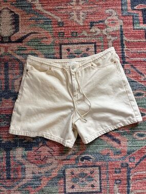 NWT Habitual Kira Drawstring Shorts in Cream, 10
